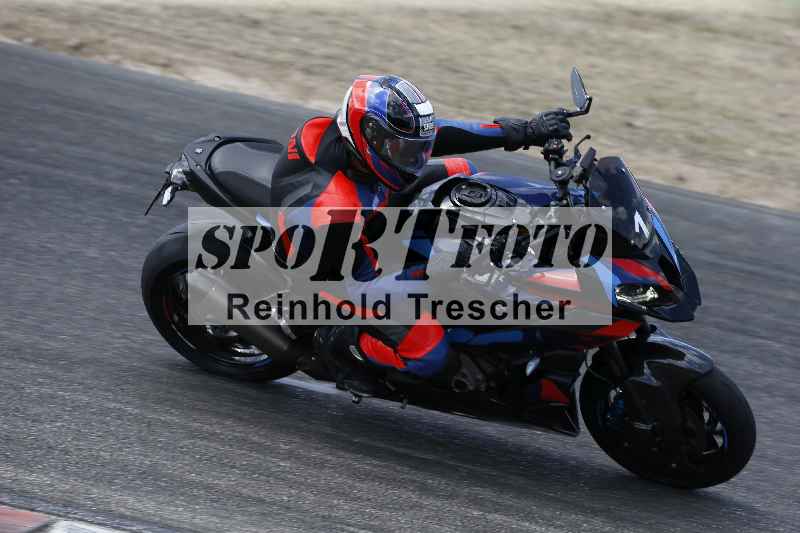 /21 17.06.2026  Ducati Schweiz Track Warmup ADR/Gruppe blau/1